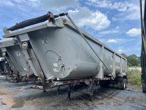 2015 Mac Trailer Man 40' 1725893327179